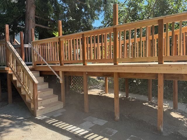 Composite deck boards detail - clean installation